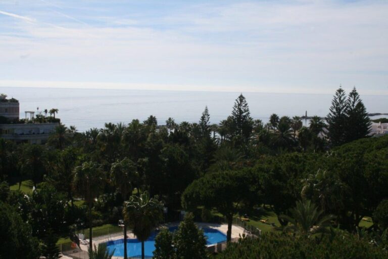 Copia-3-de-apartamentos-playas-del-duque-y-albatros-088-1200x800